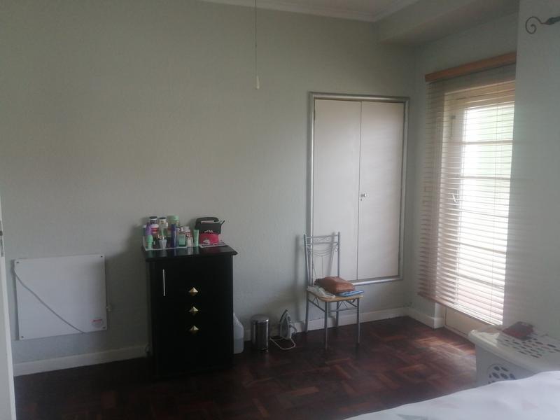 To Let 2 Bedroom Property for Rent in Kenilworth Western Cape